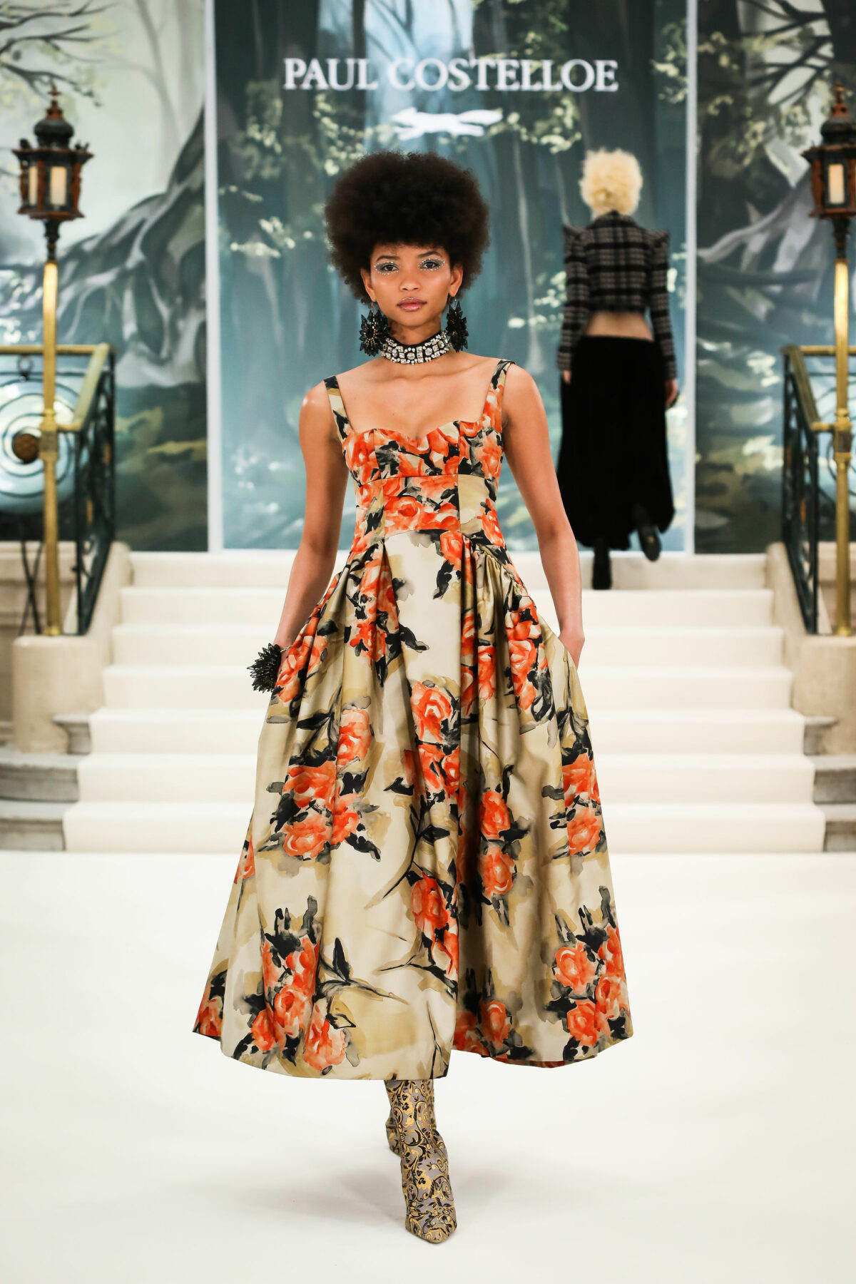 Look 30
